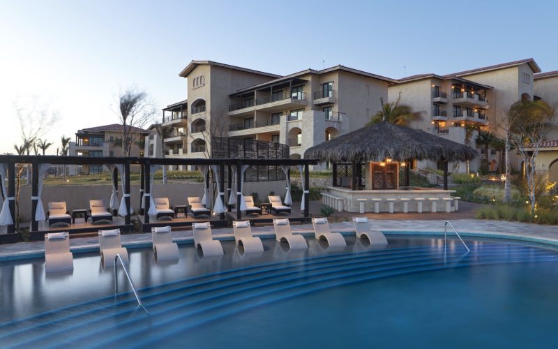 Experience the Culinary Excellence and Scenic Dining at Solmar Hotels & Resorts in Los Cabos